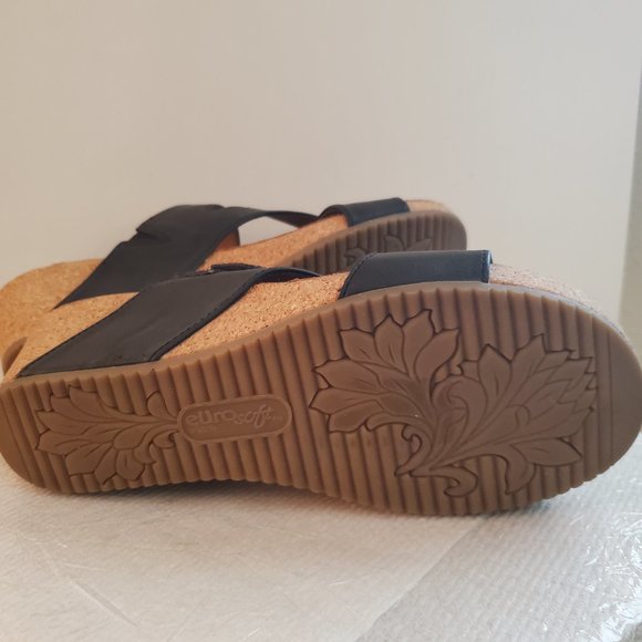 Euro Soft Black Emrie wedge women sandals Size 10M. - Picture 11 of 15
